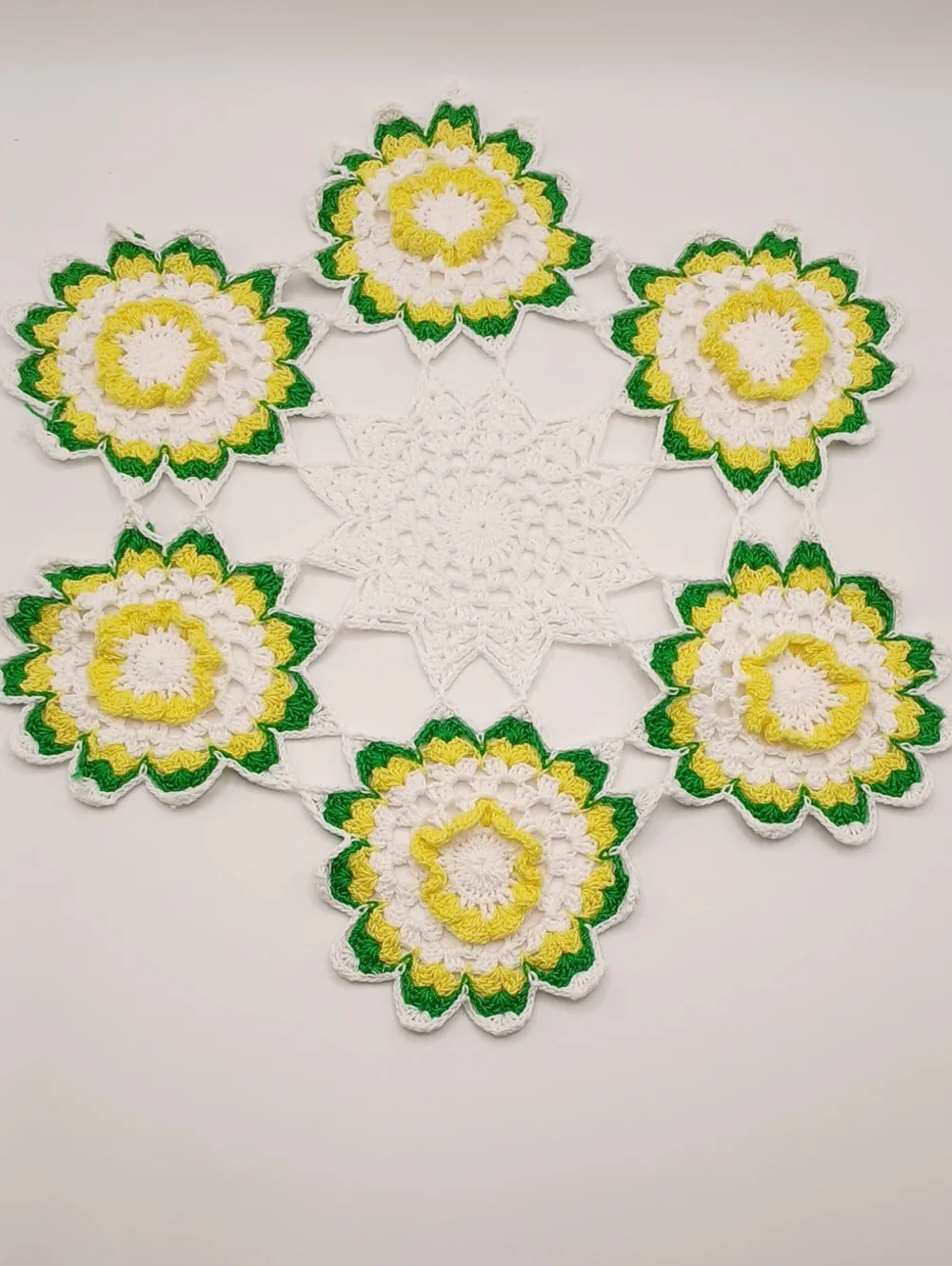 READ Handmade Crochet Floral Doily